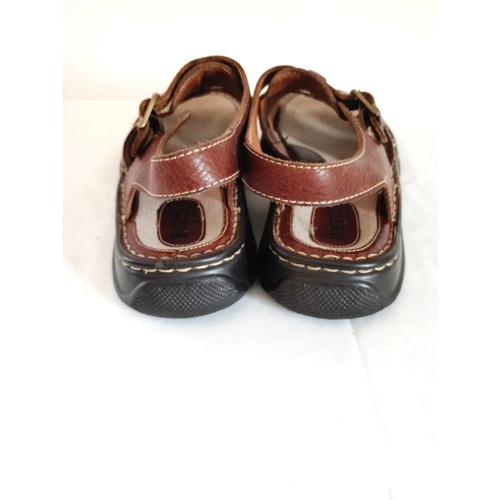 Born Brown Leather Fisherman Sandals Men 9 Comfort Footbed Beach Resort Preppy